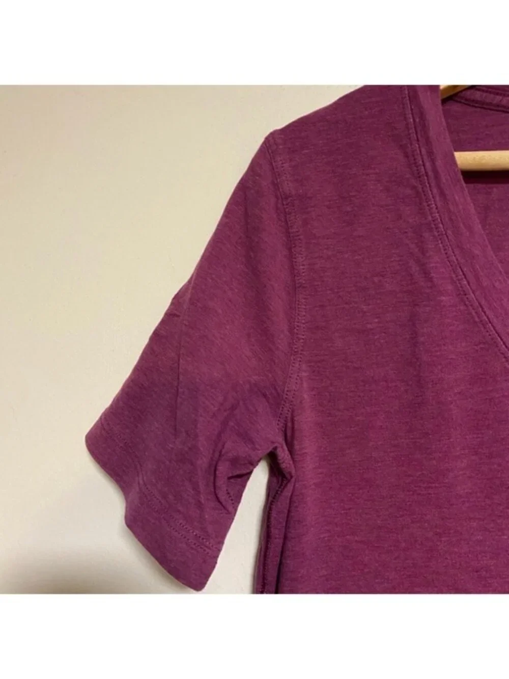Lululemon Purple V-Neck Short Sleeve Tee Women’s XS/S